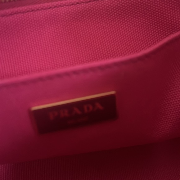 Prada canapa, color peonia. - Picture 6 of 13